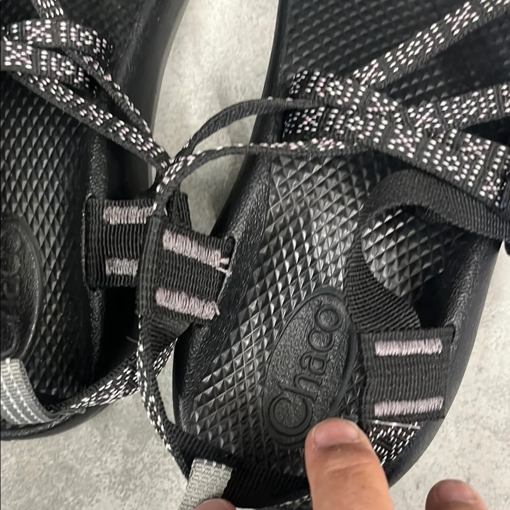 New Chaco ZX1 EcoTread Strappy Outdoor Sandals Kid 6 Woman 7-7.5 Black White